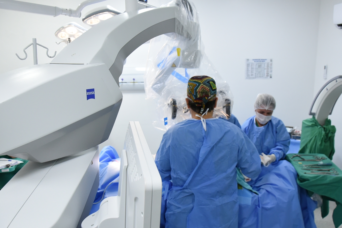 HCTCO une experiência e tecnologia de ponta na neurocirurgia